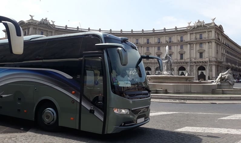 La Rioja: Bus rental in Logroño in Logroño and Spain