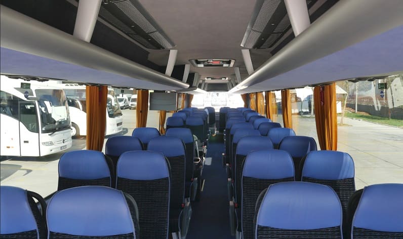 France: Coaches booking in Nouvelle-Aquitaine in Nouvelle-Aquitaine and Dax